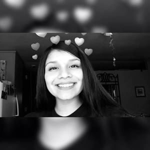 Meet your Posher, Alicia